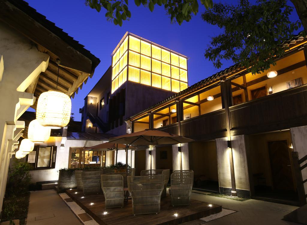 Floral Hotel - Yuexiang Inn Wuzhen Jiaxing Bagian luar foto