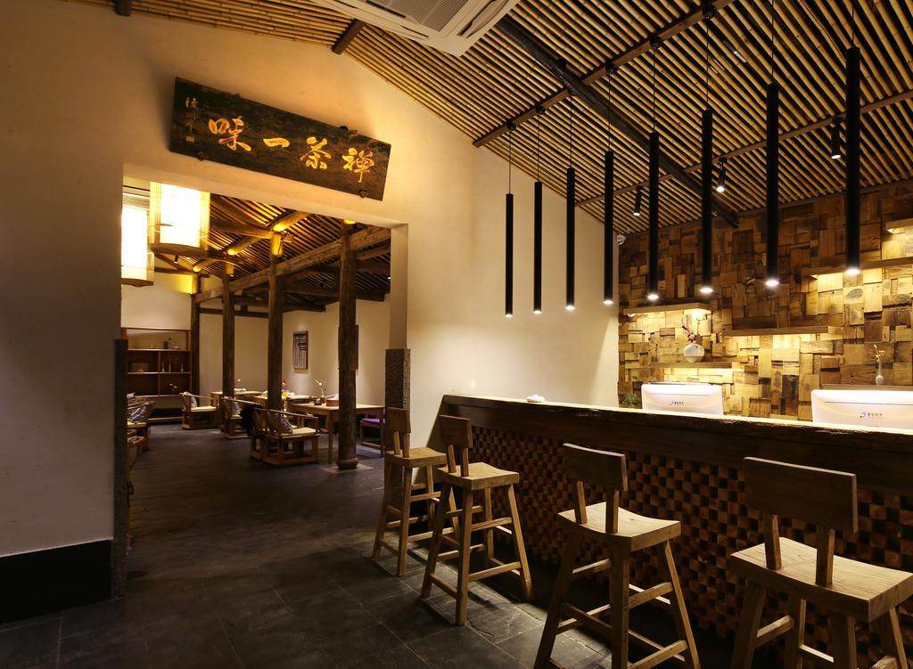 Floral Hotel - Yuexiang Inn Wuzhen Jiaxing Bagian luar foto
