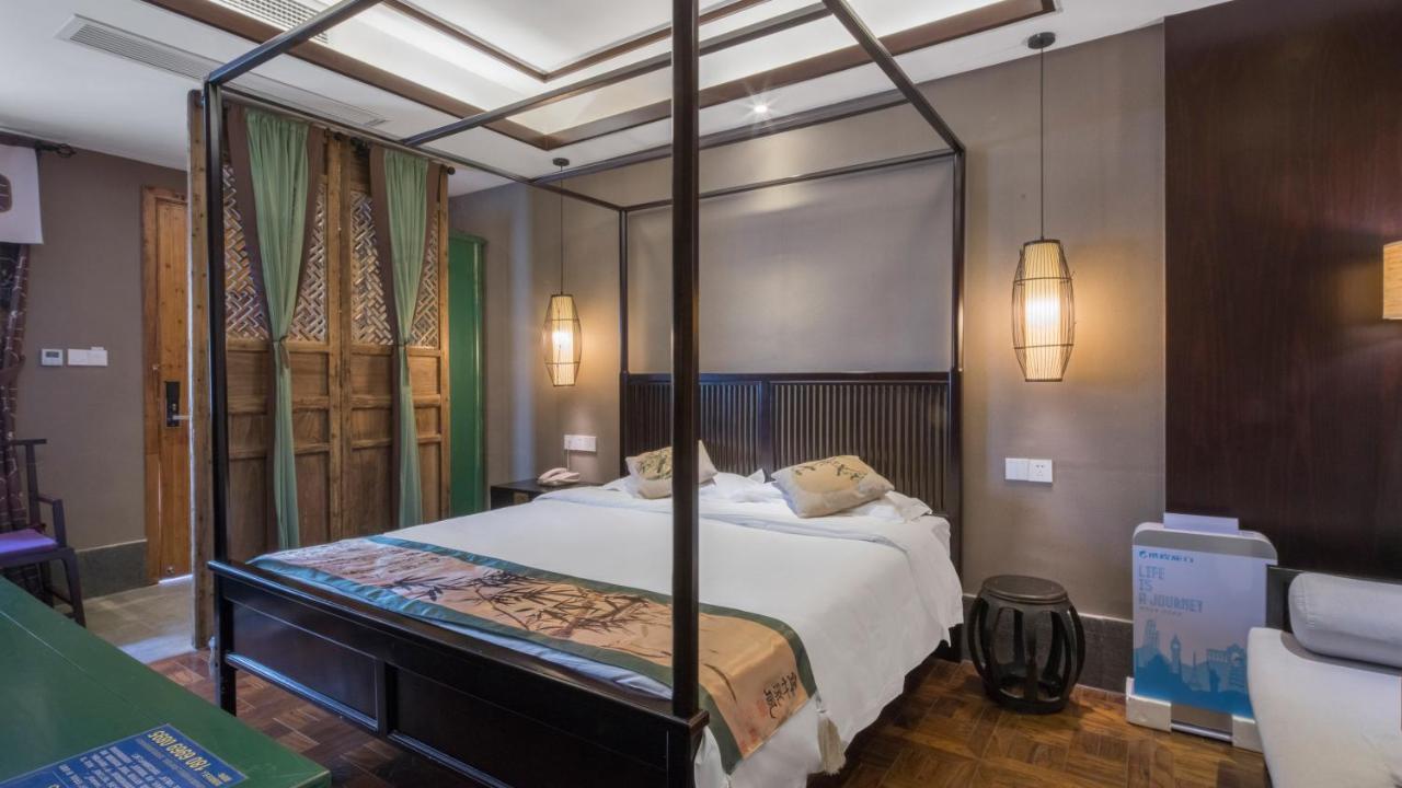 Floral Hotel - Yuexiang Inn Wuzhen Jiaxing Bagian luar foto